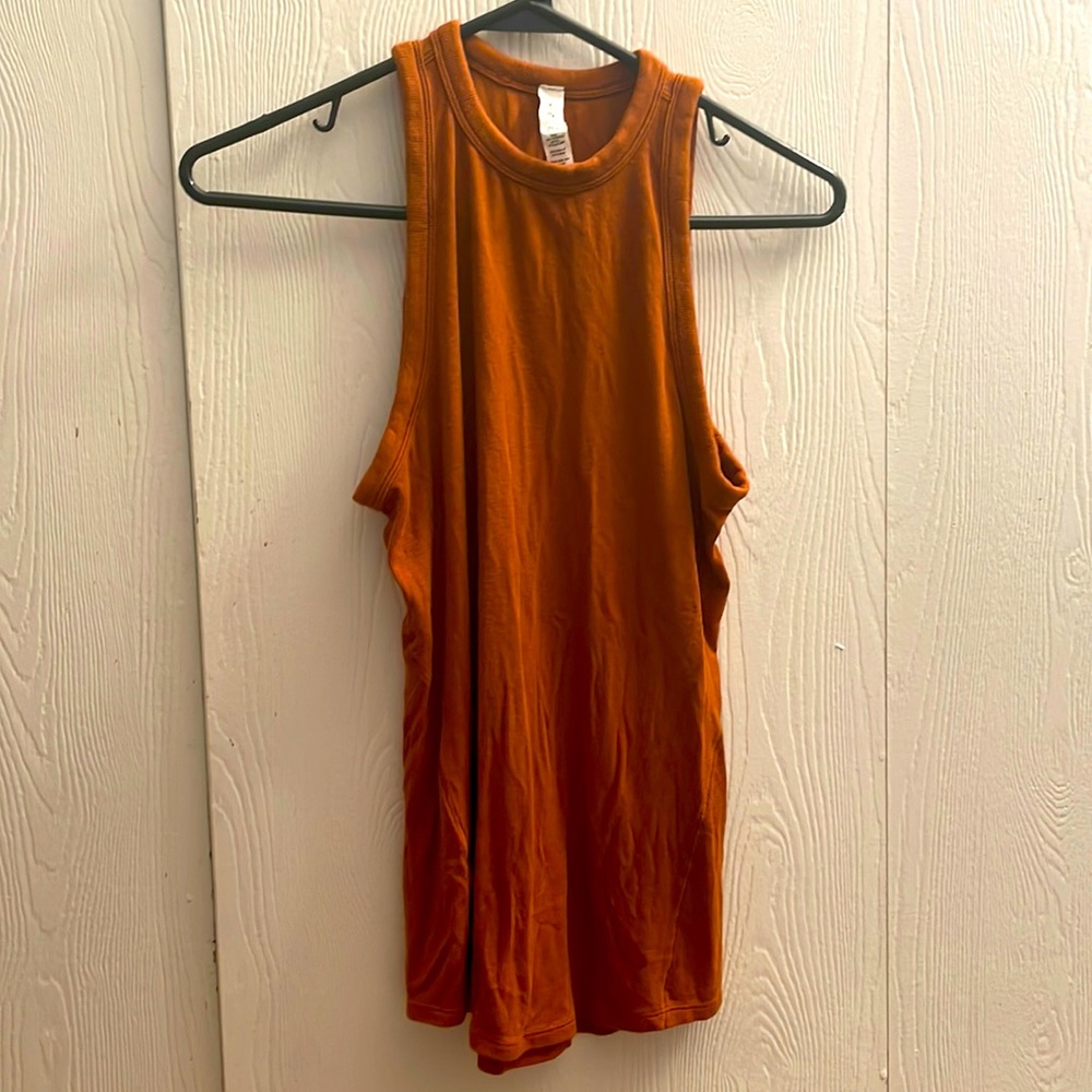 Lululemon tan tank